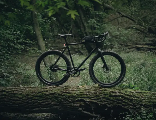 Efficient gravel riding position