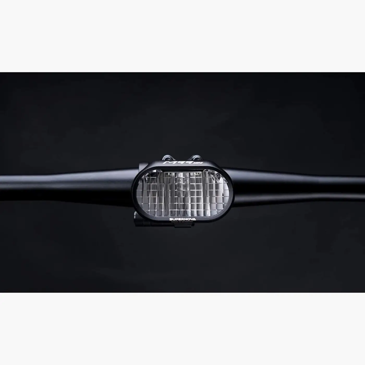 Supernova M99 Mini Pure Front Light - Világítás (SKU: R-M99MINI-E-MBLK)