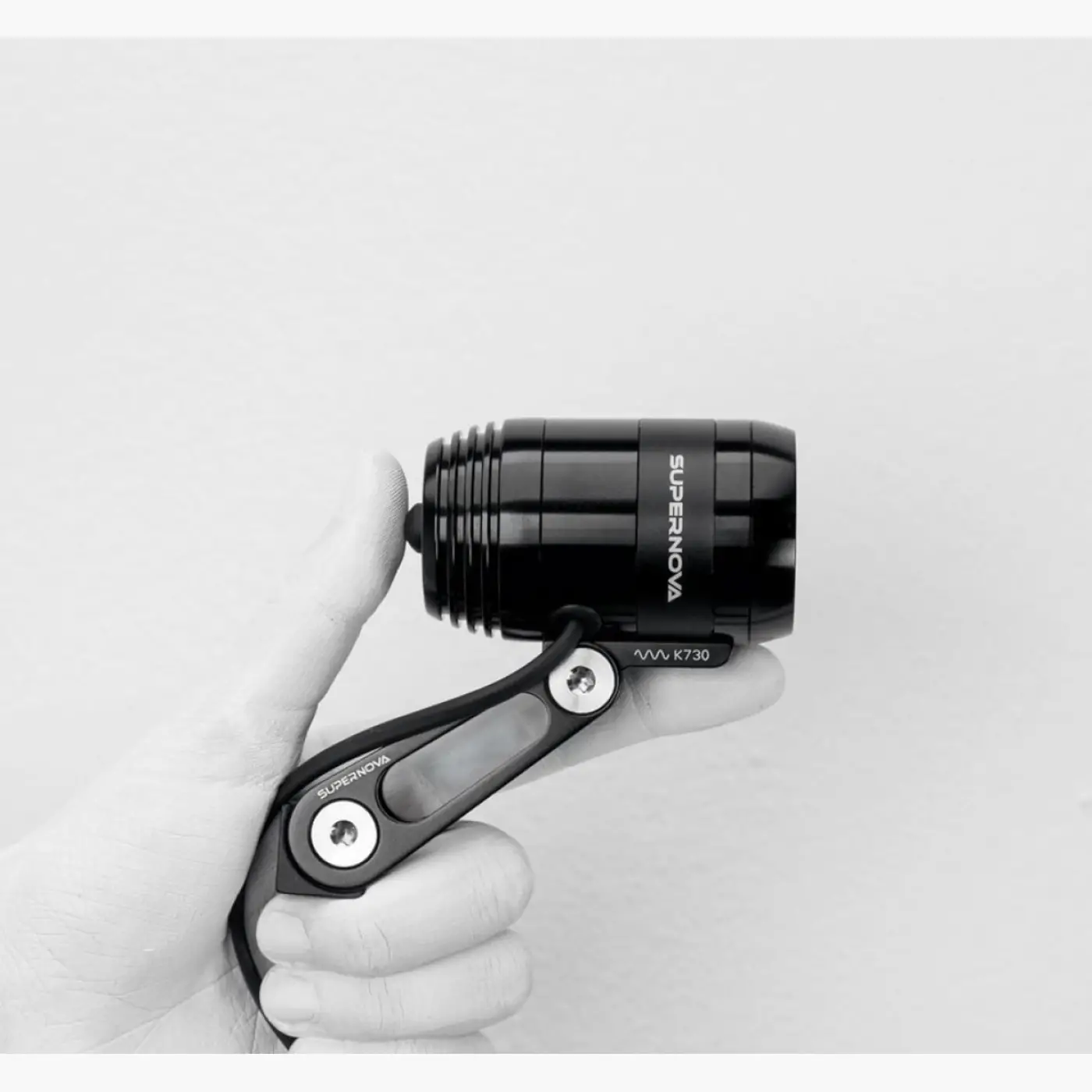 Supernova V1260 Dynamo Light - Lights (SKU: L-STK-EB1260R-BLK)