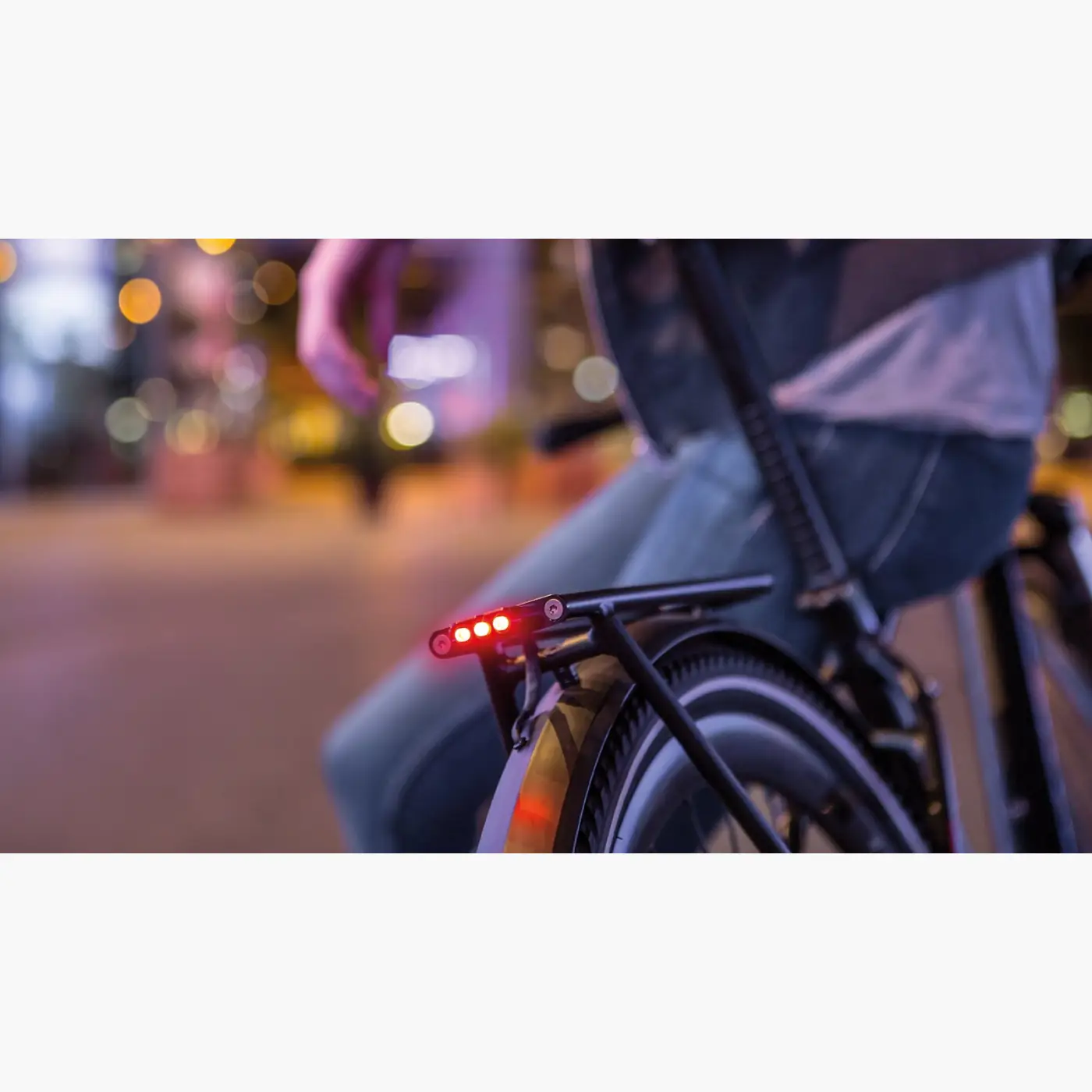 Supernova E3 Tail Light 2 – bagagebærermontering, 6V, sort - Lights (SKU: N-TK2-BLK)