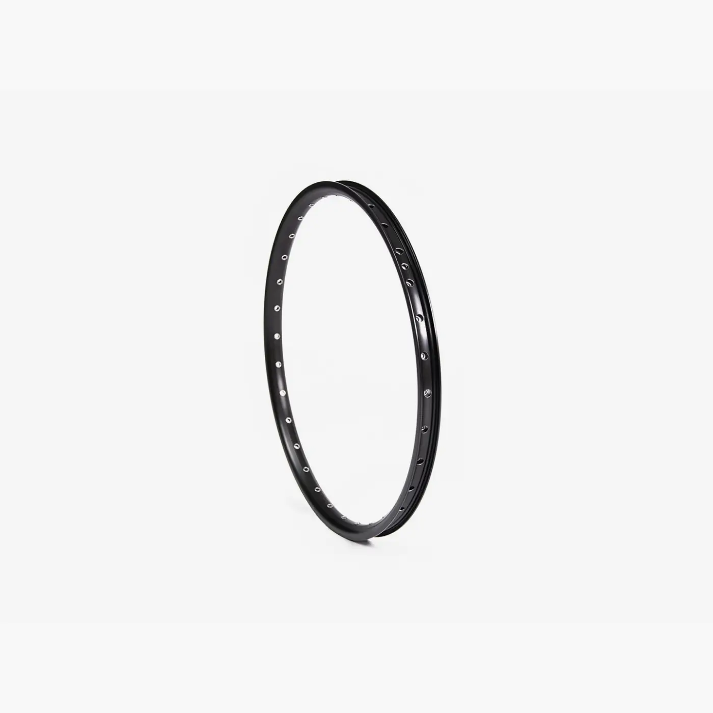 Possible rim - 584 32h md27 - Rim (SKU: )