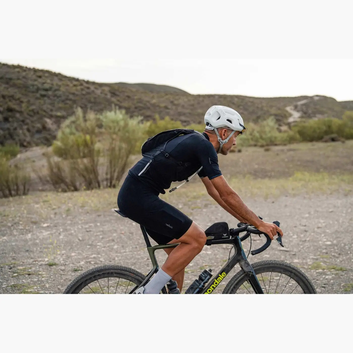 Apidura Racing Hydration Vest - S/M - Táskák (SKU: VRS)