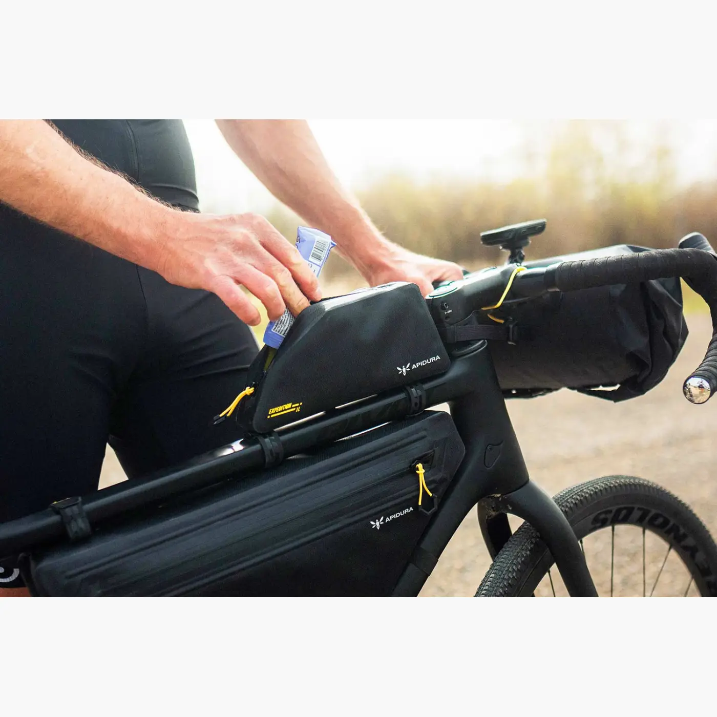 Apidura Expedition Bolt-On Top Tube Pack (1L) - Bags (SKU: TEB)